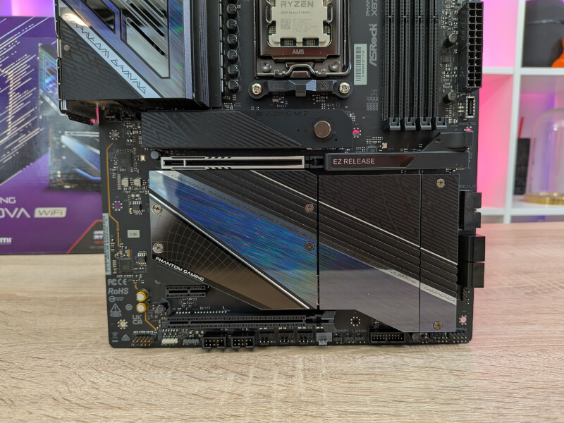 ASRock Phantom Gaming X870E Nova WiFi bottom.jpg